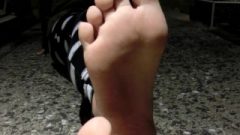 21 Years Old Girls Feet Soles