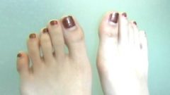 Gina Feet
