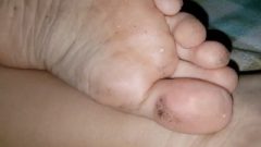 Sleepy Foot Fetish & Dirty Feet And Soles