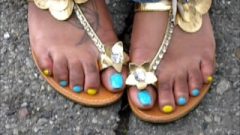 Hood Chick Blue And Yellow Toes