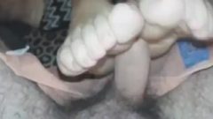 Footjob My Wife 28 From Omegle