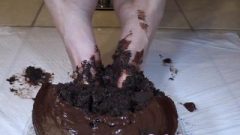 Lelu Love-Lick Sticky Chocolate Cake Off My Feet JOE