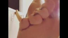GIANTESS POV CLEAN FEET (fresh Out Of The Shower!)