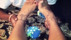 [Foot Worship] Ebony Feet (Honeybabytoes)