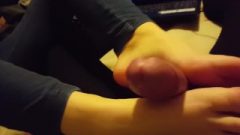 My Girlfriend Gives Me A Footjob