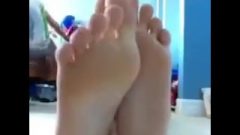 Some Girl And Her Super Arousing Feet 4