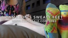 Cameron’s Sweaty Feet – (Dreamgirls In Socks)