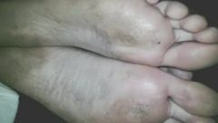 Dirty Feet Of Sleepy MILF