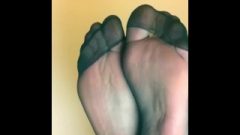 Jizz On My Sensual Nylon Feet (Challenge)