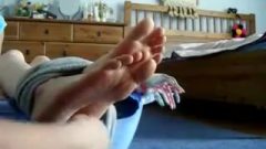 Amateur’s Feet Tied And Tickle