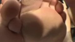 Feetsees 3 Girls Couch Feet 2