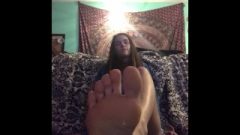 Teen Feet Lily