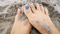 Beach Feet To Satisfy Your Foot Fetish