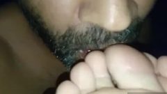 Feet Cuckold Dude Cleans His Jizz On Toes