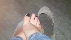My Very Dirty Flat Shoes And My Smelly Feet (french Talk)