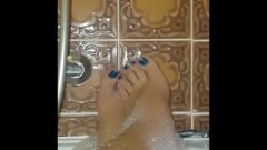 Foot JOI Blue Toes Wet Feet Bubble Foot Bath