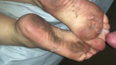 Cumming On My Wifes Dirty Feet And Soles