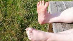 Outdoor Feet