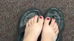 Provoking Massive Tits and Provoking Toes