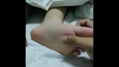 Tickle Chinese Feet