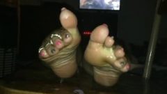 Ebony Oily Soles And Toes