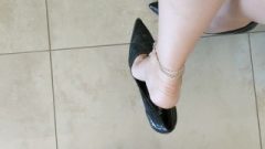 Moisturizing Dry Feet With Spunk Before Party + Dangling Pumps And Shoeplay