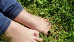 I Want You To Spunk ALL Over My Oiled Up Petite FEET – PUBLIC Foot Show!