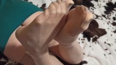 Reverse Soles And Toes Tease With Racy Sexy Pantyhos