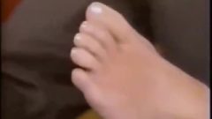 Kelly Ripa Showing Her Nice Polish Toes On Tv