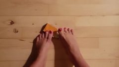 Pyro Toes Foot Fetish – Attractive Nubile Long Legs – Sweet Laugh – Lighting Match