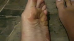 Fresh Pedicure Foot Fetish – Slutty Young In Shower Wet Feet Seductive Long Toes