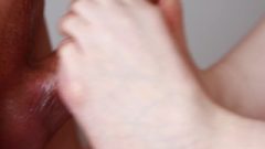 Close-up On Feet Kissable Footjob)