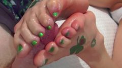 Footjob Cumpilation Green Toes